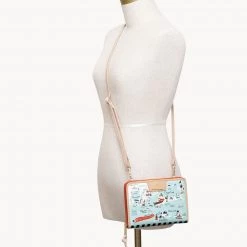 Spartina 449 Northeastern Harbors All In One Phone Crossbody