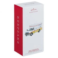 Hallmark Keepsake 2019 Chevrolet 2012 G4500 Ambulance Ornament